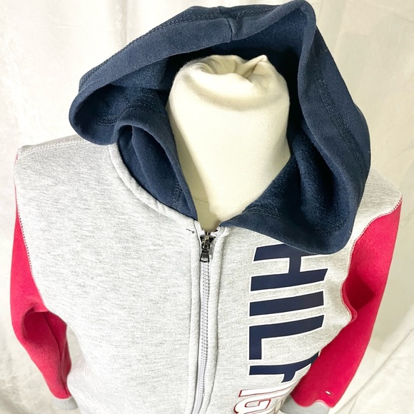 Tommy Hilfiger Zip-up Hoodie! - Picture 3 of 5